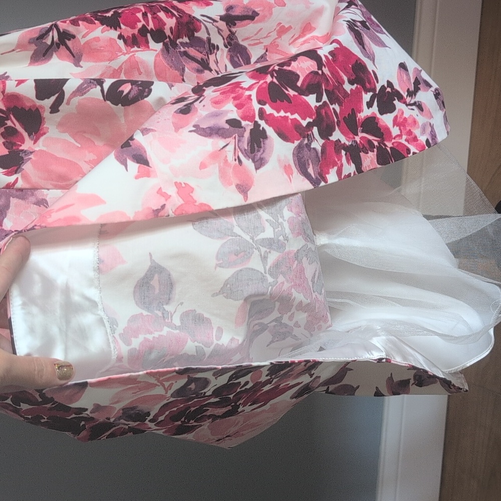WHBM Floral Dress 8 - Picture 8 of 14